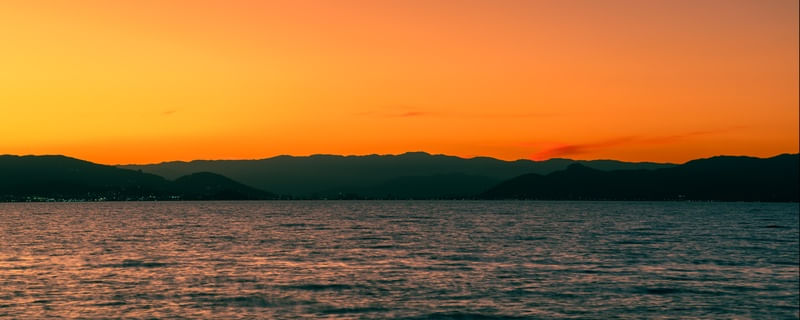 POR DO SOL EM SANTO ANTÔNIO DE LISBOA FLORIANÓPOLIS