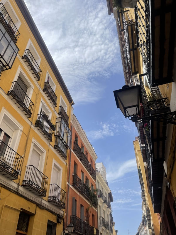 RUA DE MADRID