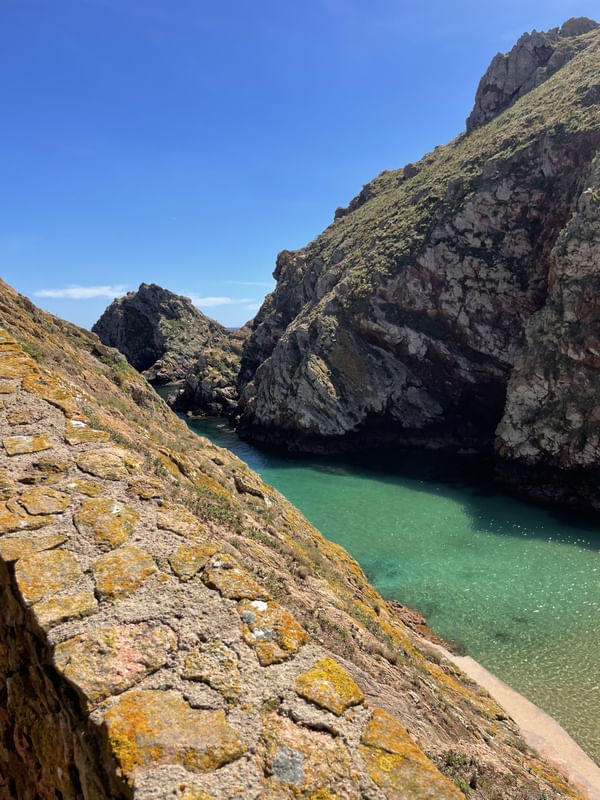 MAR ESMERALDA DE BERLENGAS