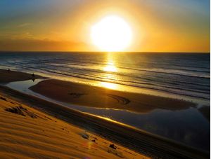 PÔR DO SOL NAS DUNAS DE JERI