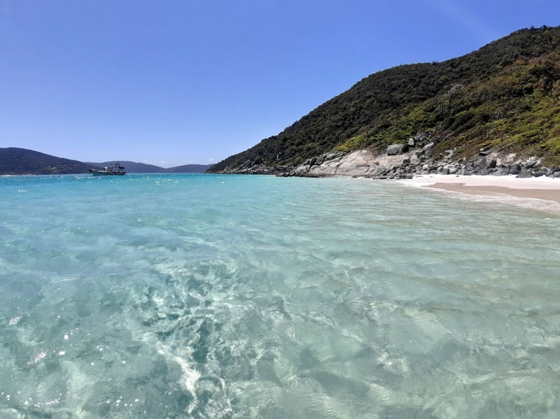 O INCRÍVEL MAR TURQUESA DE ARRAIAL