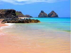 ÁGUAS DE NORONHA