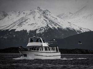 NAVEGANDO POR USHUAIA