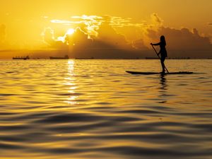 MAR NASCER DO SOL NO STAND UP PADDLE 12