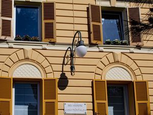 JANELAS AMARELAS 2