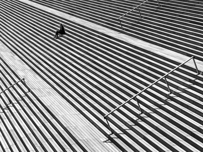 ESCADARIA MINIMALISTA
