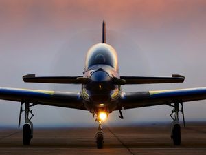 PLANE 006