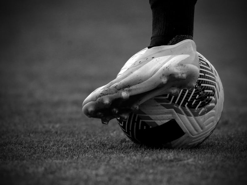 FUTEBOL CHUTE NA BOLA