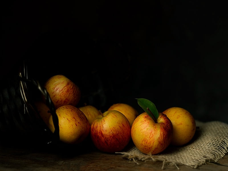 CESTA DE MAÇÃS II