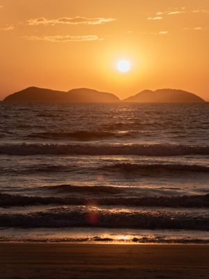 ILHAS NASCER DO SOL DOURADO