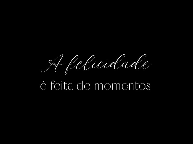 A FELICIDADE MORA