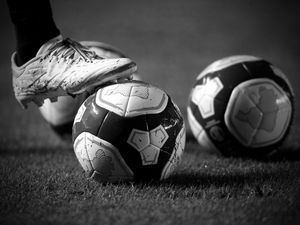 FUTEBOL PÉ NA BOLA II