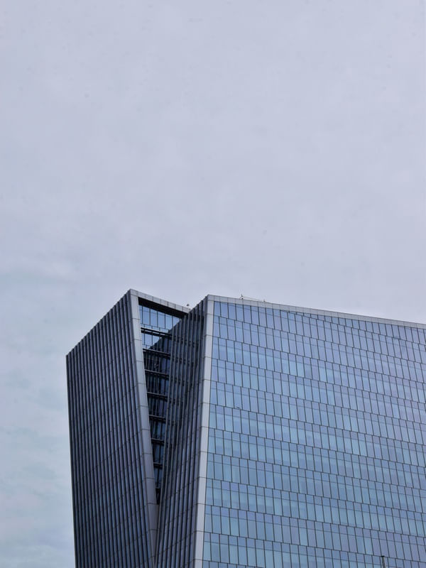 GREYBULDING