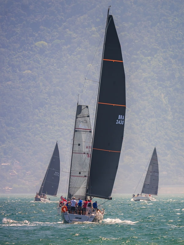 VELAS EM ILHABELA