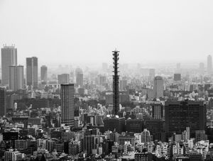 NEBLINA EM TÓQUIO