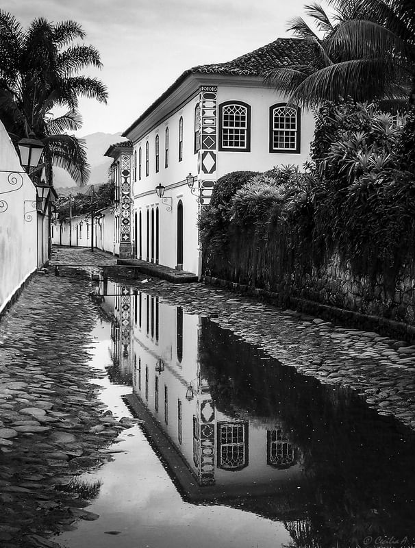 REFLEXOS DE PARATI
