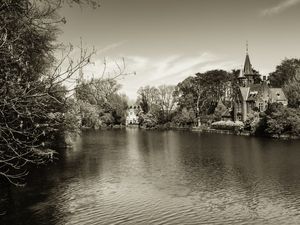 ERA UMA VEZ UM CASTELO...