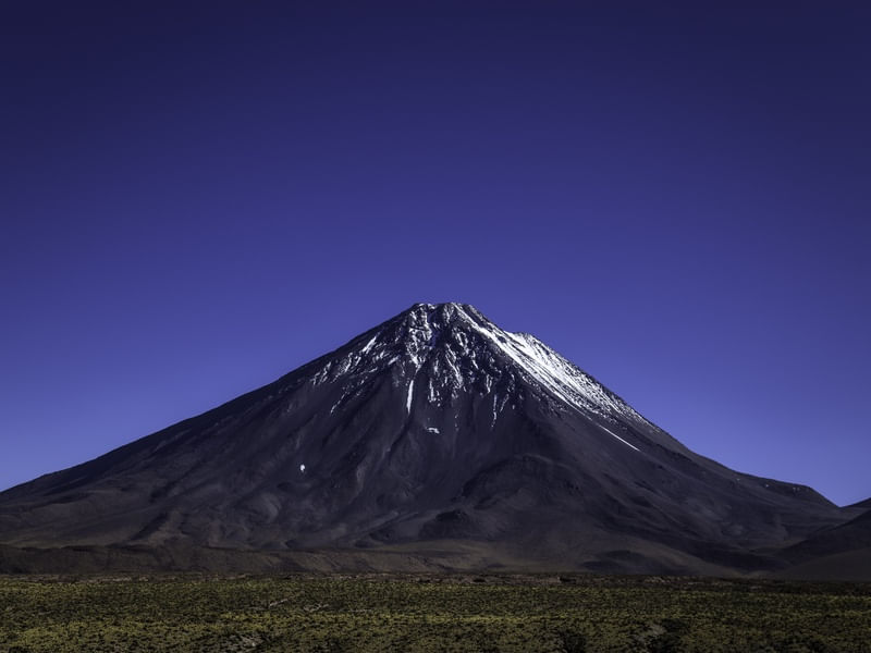 EMERGINDO AO AZUL