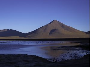 ENTARDECER NA LAGUNA COLORADA