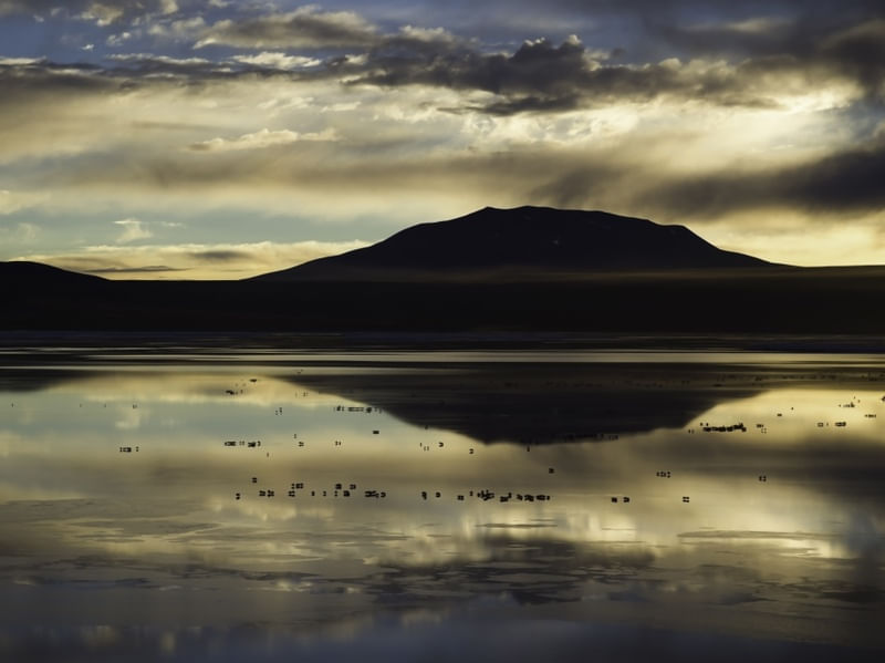 AMANHECE NA LAGUNA COLORADA
