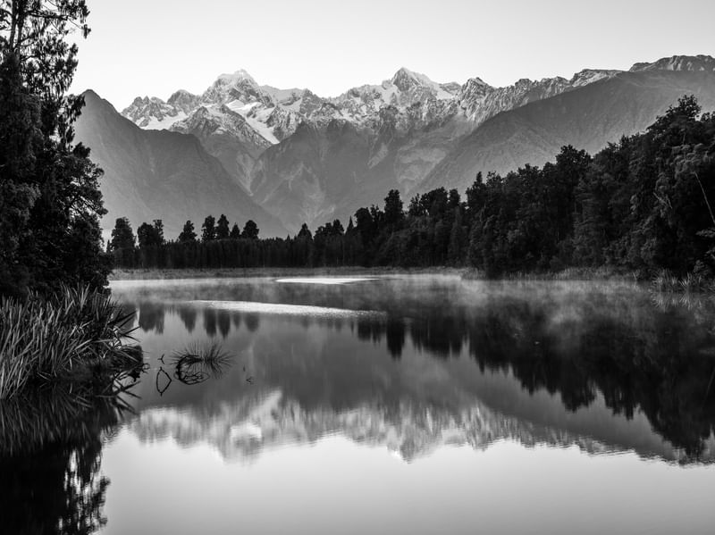 LAKE MATHESON AO NASCER DO SOL