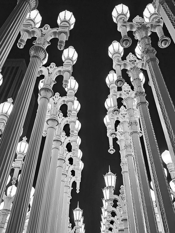 URBAN LIGHTS LA