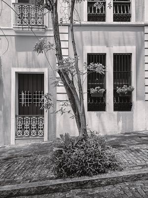VIEJO SAN JUAN - BLACK AND WHITE