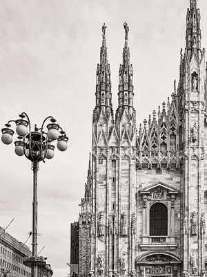 DUOMO DI MILANO - BLACK AND WHITE