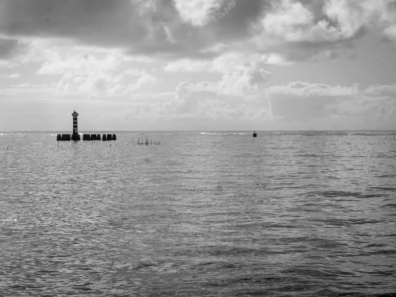 FAROL NO MAR2