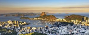 FIM DE TARDE COM PÃO-DE-AÇÚCAR AO FUNDO