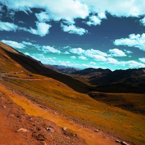RAINBOW MOUNTAIN 1 MONTANHAS COLORIDO QUADRADO FOTOGRAFIA