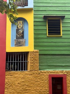 LA BOCA E OS SANTOS
