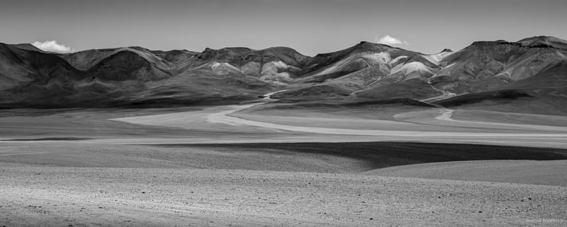LINHAS SOBRE MONTANHAS DOS ANDES