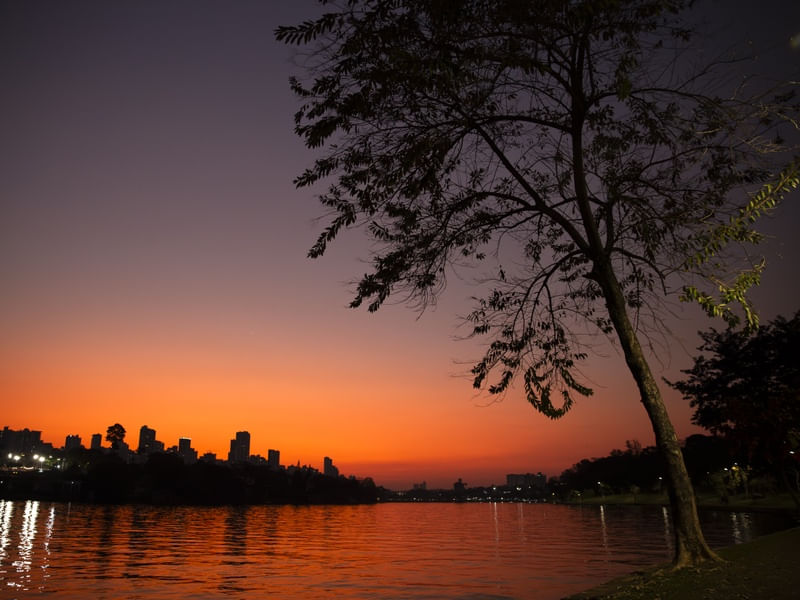 O CÉU DE LONDRINA AO ANOITECER - LAGO IGAPÓ