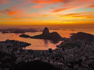 SUNSET IN RIO 29