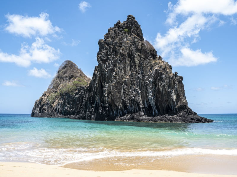 MORRO DOIS IRMÃOS EM NORONHA