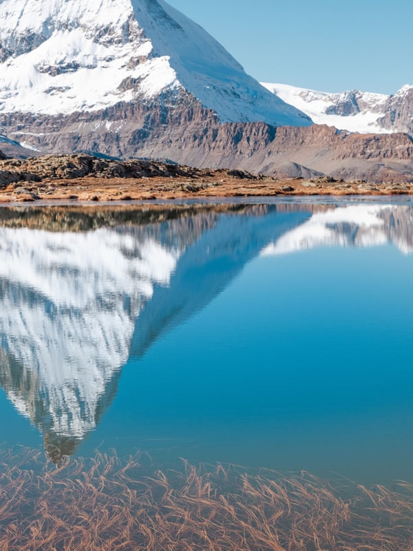 MONTANHA EM REFLEXO