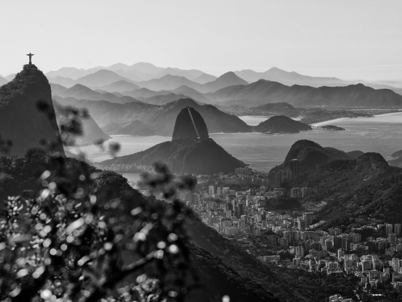 CRISTO E PÃO DE AÇÚCAR