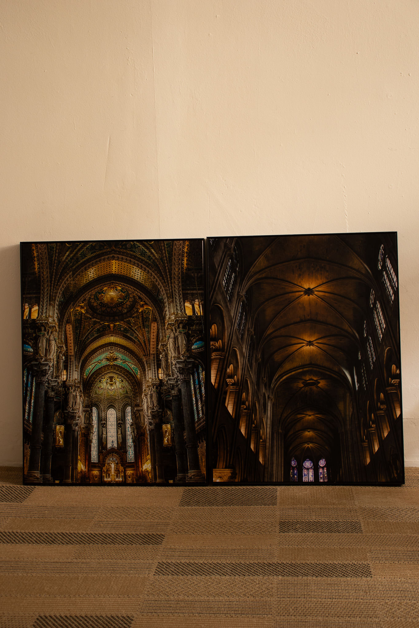 Quadros em acabamento liso sem vidro - BASILICA OF NOTRE-DAME DE FOURVIERE + TETO NOTRE DAME - 47,5x62,5 - Moldura Filete Preta