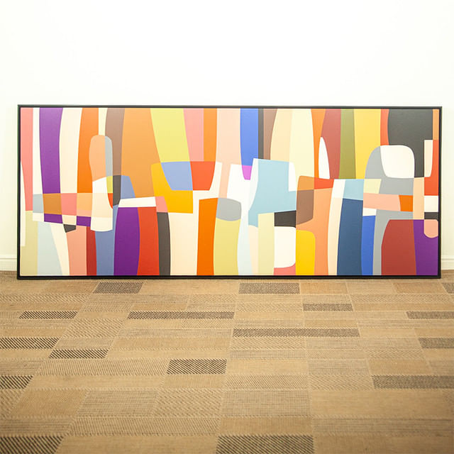 Quadro tela em canvas - PEÇAS COLORIDAS E SOBREPOSTAS 3 -  170x68cm - Moldura Canaleta Alta Preta