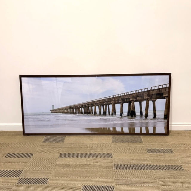 Quadro em papel fotográfico com vidro  120x48cm - Emissário Submarino - Moldura Lisa Fina Preta