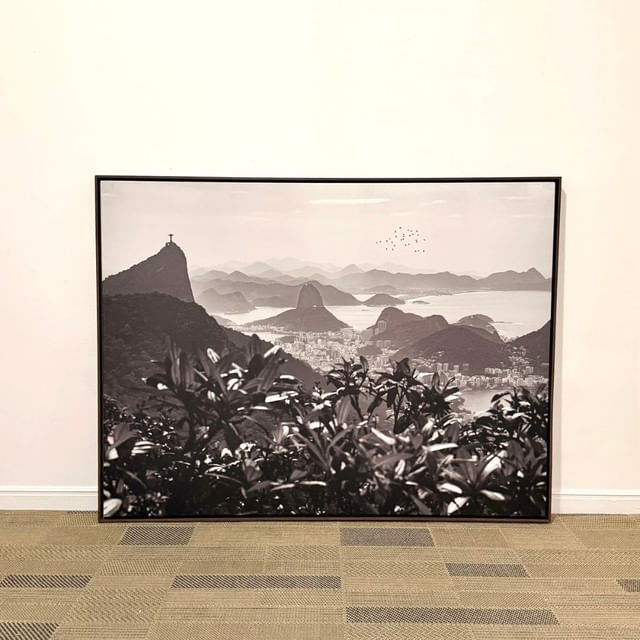 Quadro tela em canvas 90x120cm - Rio Rio - Moldura Canaleta Alta Preta