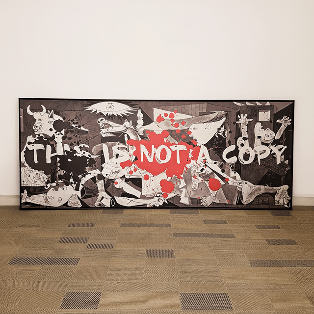 Quadro tela em canvas 225x90cm - This is not a copy - Moldura Canaleta Alta Preta