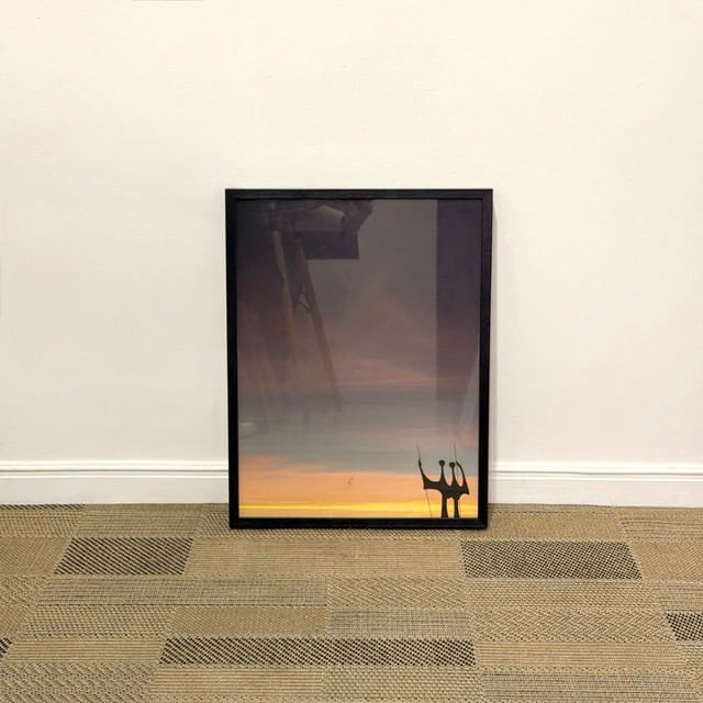 Quadro em papel fotográfico com vidro  36x47,5cm - Art of Solitude - Moldura Lisa Fina Preta