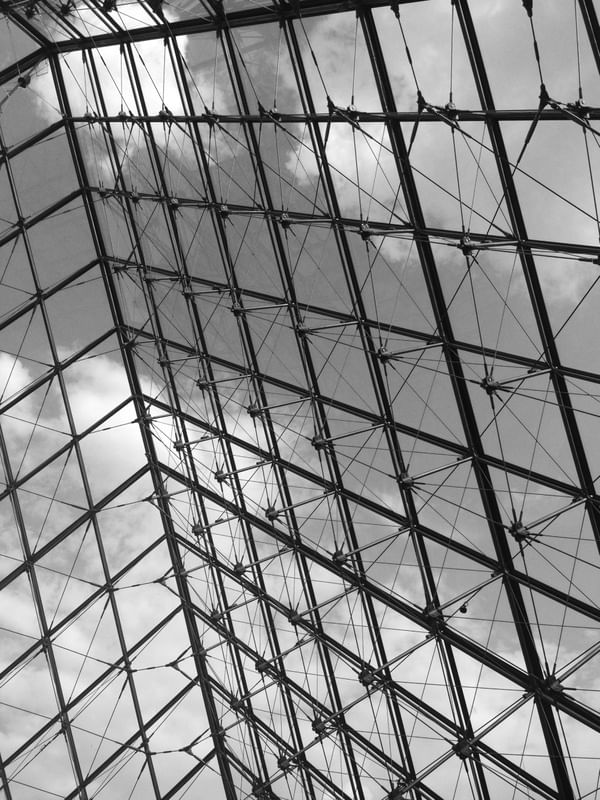 LOUVRE STRUCTURE