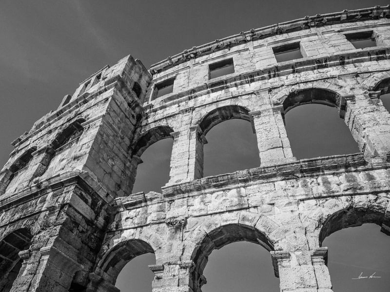 ARENA PULA
