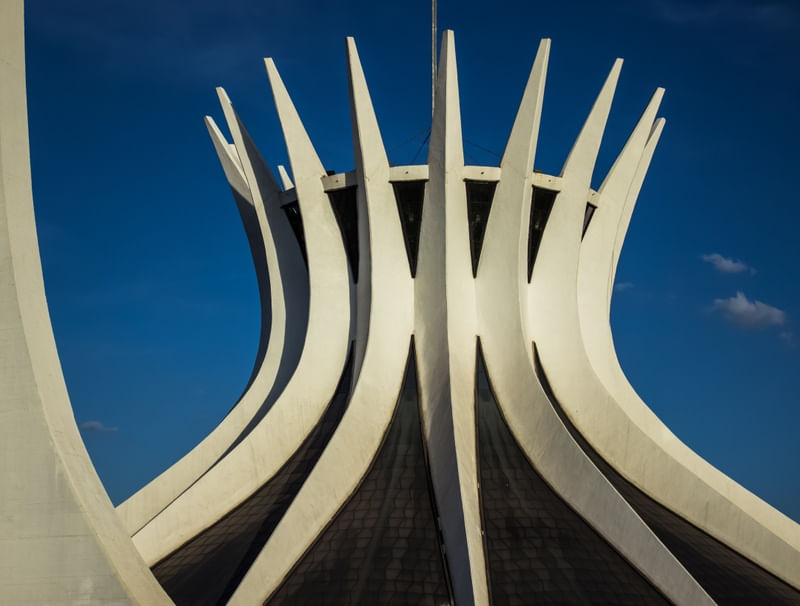 MEIA CATEDRAL