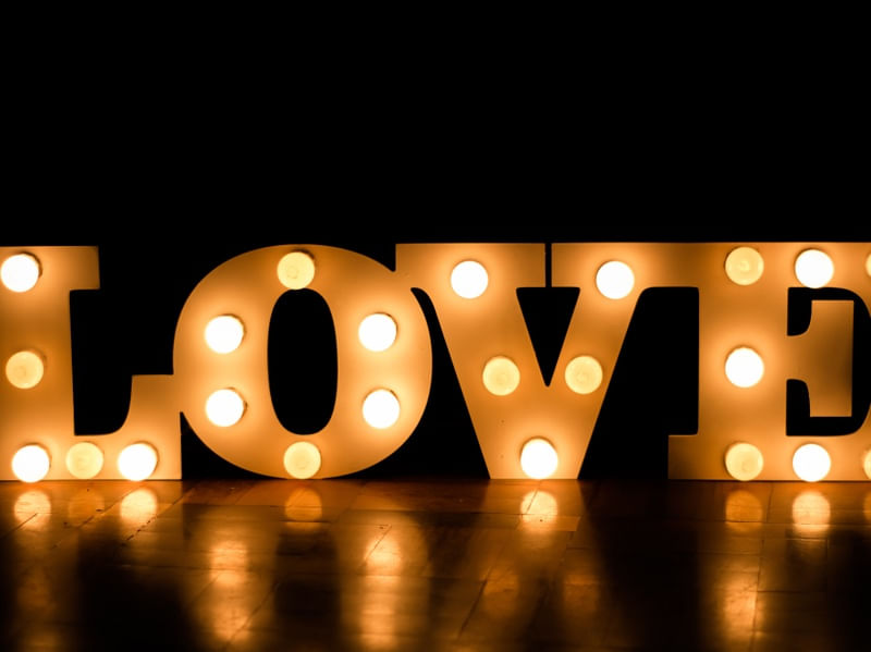 LUZES DE AMOR
