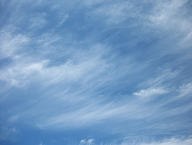 CÉU COM VENTO