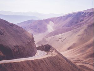 ESTRADA NO DESERTO (ANDES)